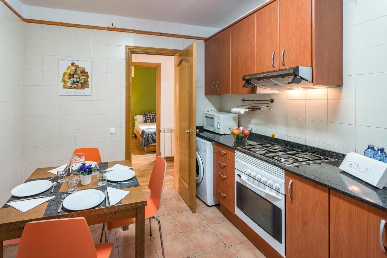 Habitat Plaza Real Apartment